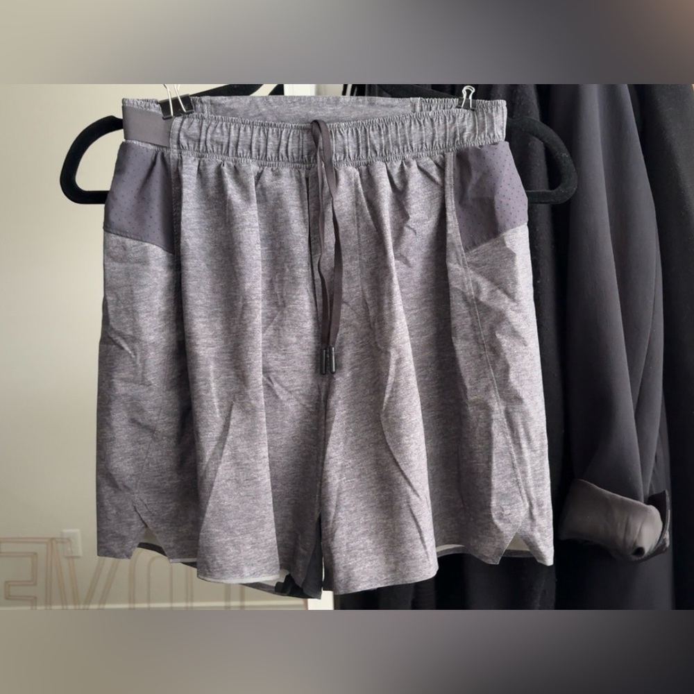 Men's Gray Athletic Lululemon Shorts with Drawstring